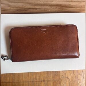 Fossil Tan Leather Women’s wallet